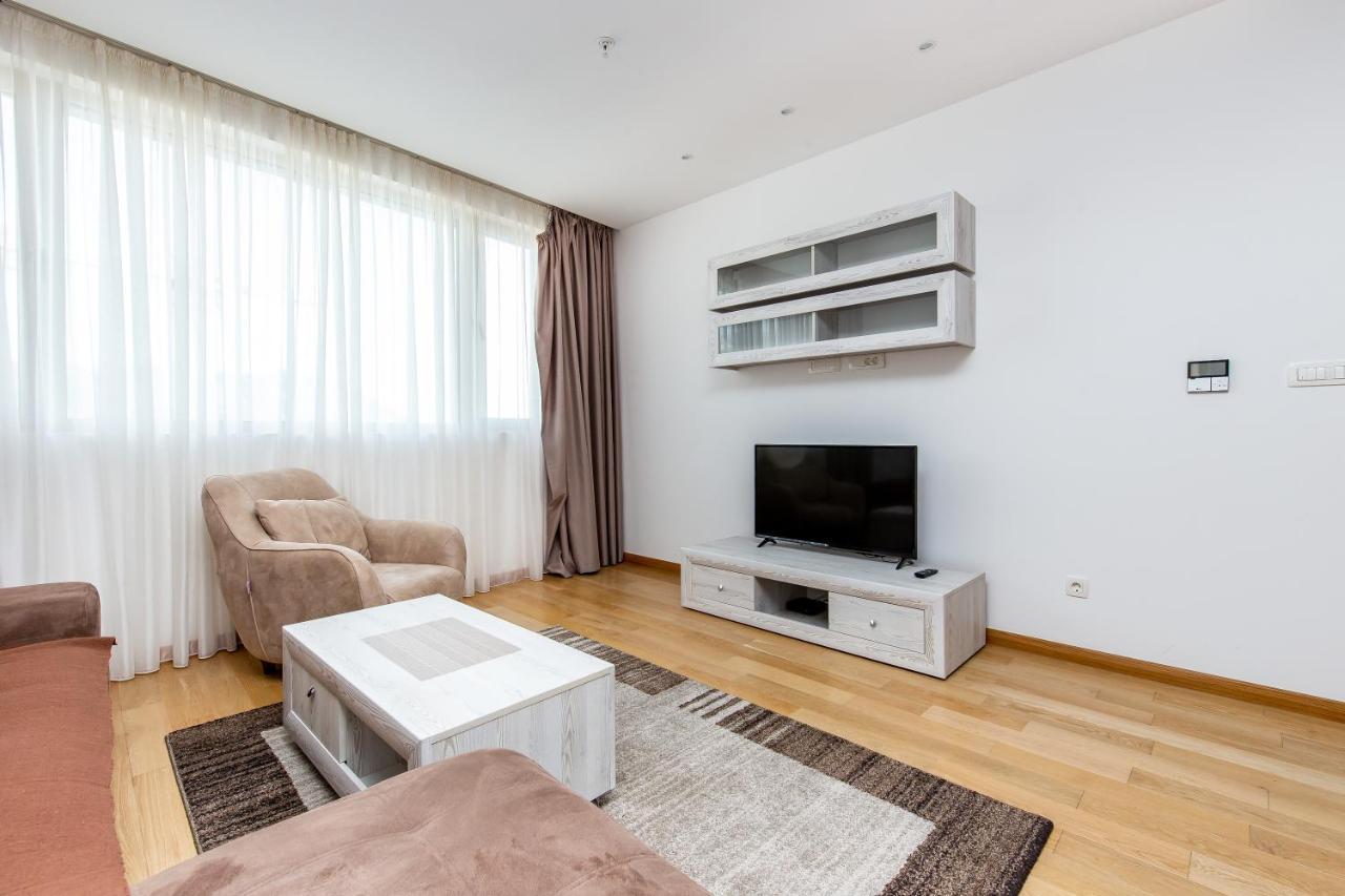Apartments Lora In Apart-Hotel Budva Exterior photo