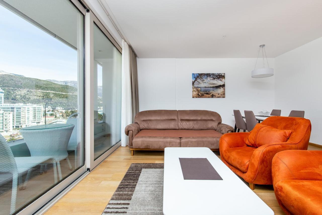 Apartments Lora In Apart-Hotel Budva Exterior photo