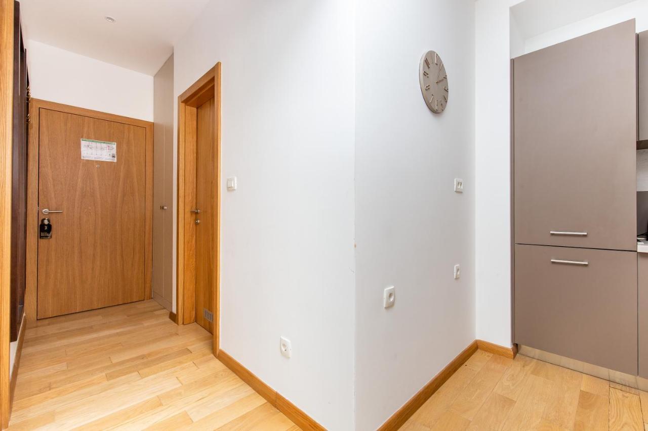 Apartments Lora In Apart-Hotel Budva Exterior photo