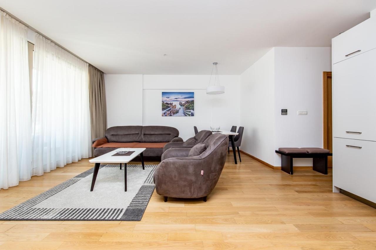 Apartments Lora In Apart-Hotel Budva Exterior photo