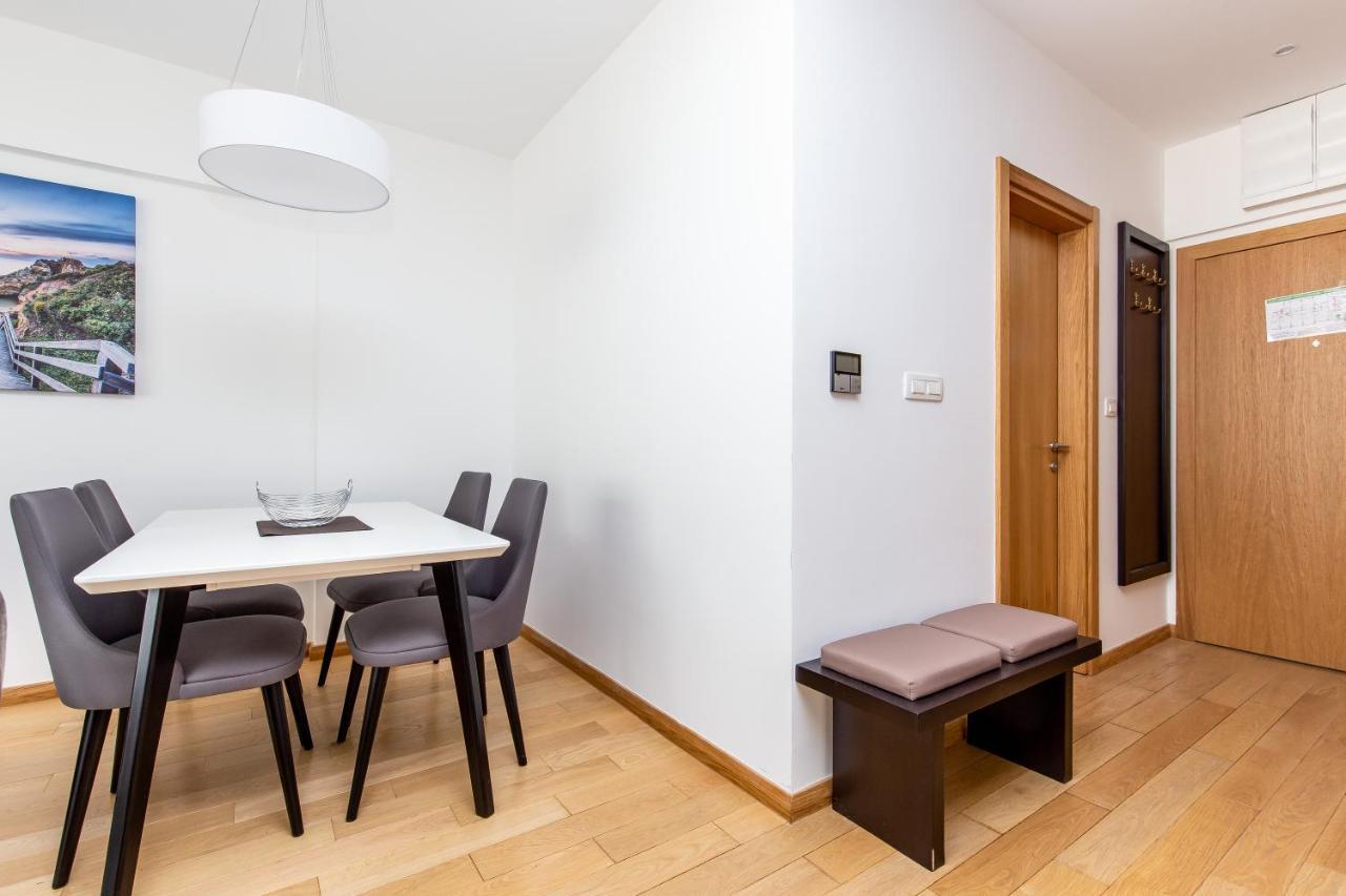 Apartments Lora In Apart-Hotel Budva Exterior photo